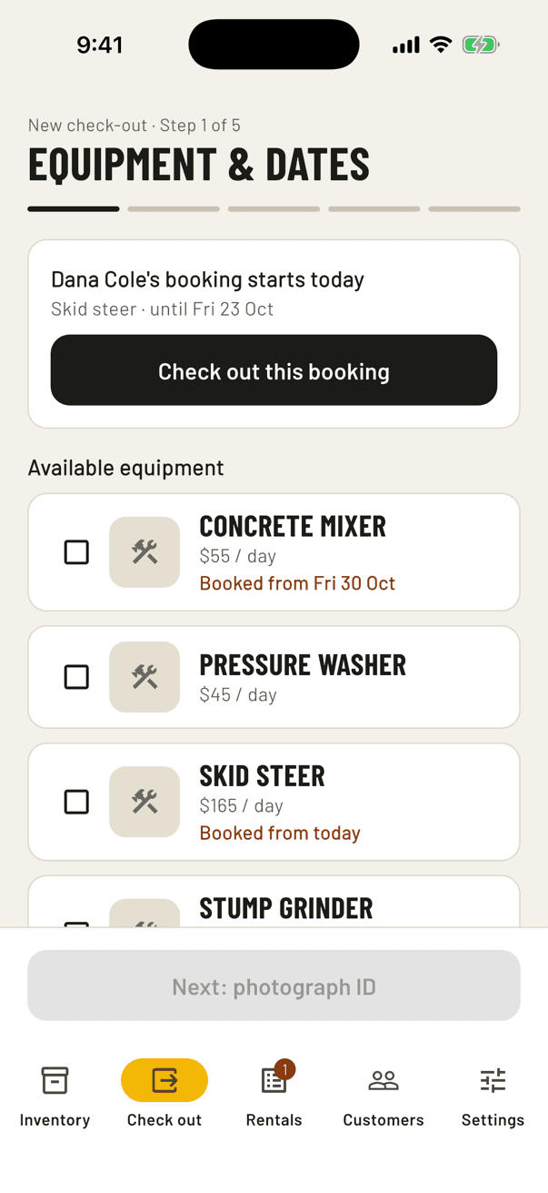 Starting a check-out in the app: a booking ready for pickup and the machines free today